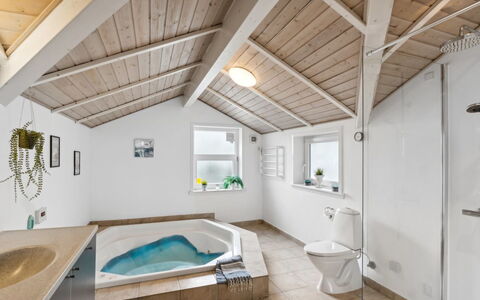 Spurv - 1.8Km from the Sea: Thatching, Villetta, Casa, Tetto, Casa, Agriturismo, Capanna, Estate, Villaggio