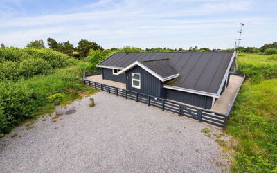 Spurv - 1.8Km from the Sea