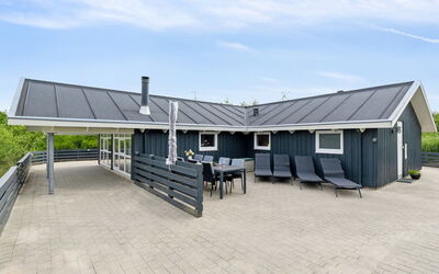 Spurv - 1.8Km from the Sea