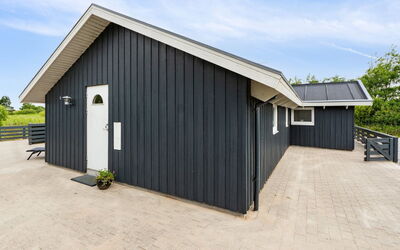 Spurv - 1.8Km from the Sea