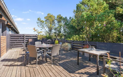 Gro - 1.6Km from the Sea: Balcone