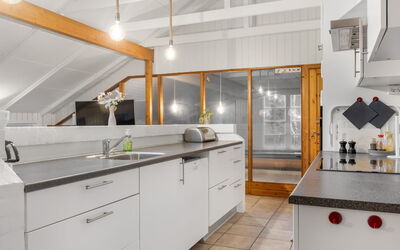 Niyazi - 3.1Km from the Sea