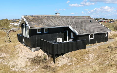 Hansina - 500M from the Sea