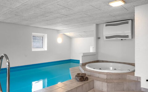Alli - 800M from the Sea: Legna, Casa, Villetta, Casa, Tetto, Area Rurale, Raccordo, Log Cabin, Edifici Giardino, Latifoglie