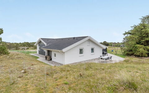 Alli - 800M from the Sea: Legna, Casa, Villetta, Casa, Tetto, Area Rurale, Raccordo, Log Cabin, Edifici Giardino, Latifoglie