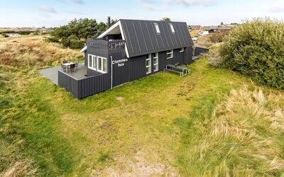 Casandra - 600M from the Sea