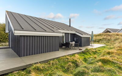 Casandra - 600M from the Sea