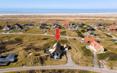 Sten - 100M from the Sea