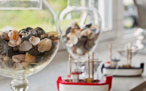 Kita - 500M from the Sea: Tavola, Serveware, Cibo, Bicchiere, Natura Morta, Still Life Fotografia, Centrotavola