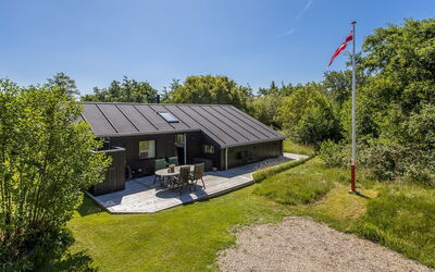 Laerke - 1.8Km from the Sea