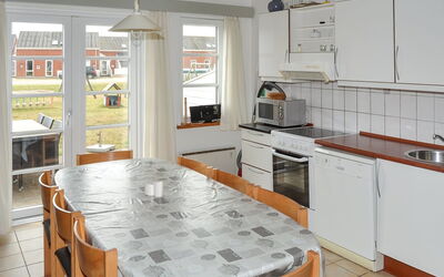 Silja - 2.3Km from the Sea