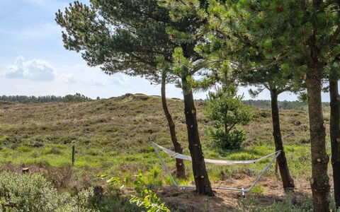 Dorti - 3Km from the Sea: Arbusto, Urban Design, Groundcover, Brick, Appartamento, Estate, Muratura, Balcone, Landscaping