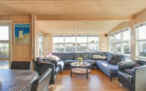 Ottar - 400M from the Sea: Interior Design, Mobilia, Legna, Divano, Soffitto, Pavimento, Pavimentazione, Soggiorno, Camera, Casa