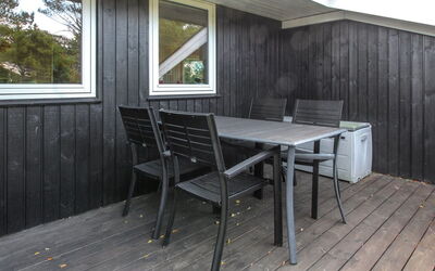 Tuulikki - 1.6Km from the Sea