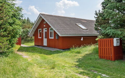 Egbert - 900M from the Sea: Casa, Tetto, Casa, Villetta, Capannone, Edifici Giardino, Raccordo, Cortile, Log Cabin, Capanna