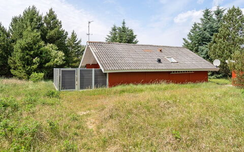Egbert - 900M from the Sea: Casa, Tetto, Casa, Villetta, Capannone, Edifici Giardino, Raccordo, Cortile, Log Cabin, Capanna