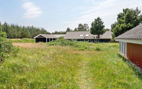 Egbert - 900M from the Sea: Casa, Tetto, Casa, Villetta, Capannone, Edifici Giardino, Raccordo, Cortile, Log Cabin, Capanna