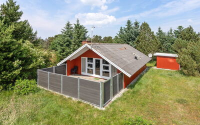 Egbert - 900M from the Sea