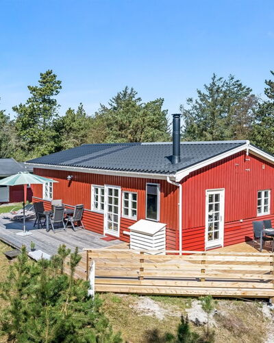 Ruven - 500M from the Sea
