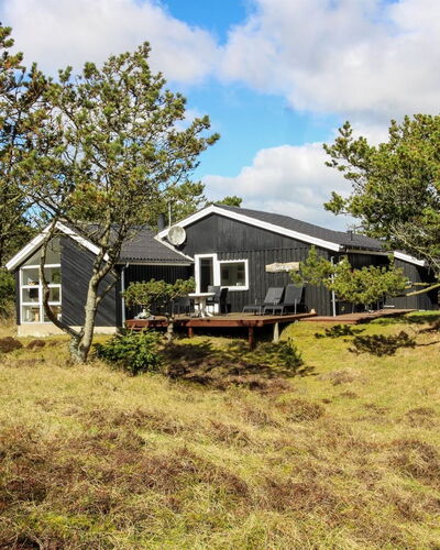 Glady - 500M from the Sea