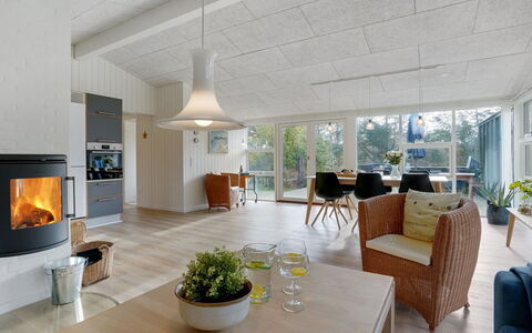 Ridvan - 500M from the Sea: Casa, Tetto, Casa, Villetta, Capannone, Edifici Giardino, Raccordo, Cortile, Log Cabin, Capanna