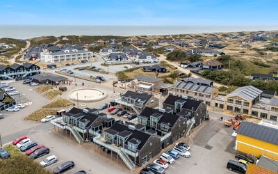 Anneka - 200M from the Sea