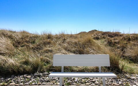 Gundine - from the Sea: Arbusto, Urban Design, Groundcover, Brick, Appartamento, Estate, Muratura, Balcone, Landscaping