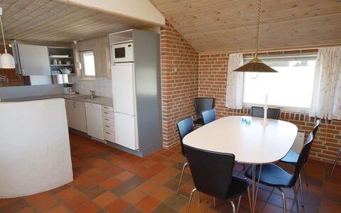 Riborg - from the Sea: Mobilia, Pavimentazione, Soffitto, Interior Design, Pavimento, Camera, Cucina, Sedia, Cucina & Sala Da Pranzo Tavolo, Controsoffitto