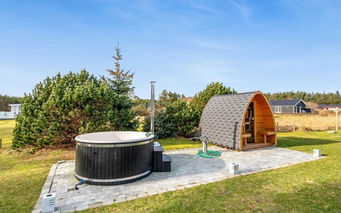 Sissan - 900M from the Sea: Tetto, Lotto, Villetta, Casa, Area Rurale, Capannone, Raccordo, Edifici Giardino, Log Cabin, Capanna