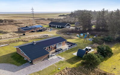 Sissan - 900M from the Sea