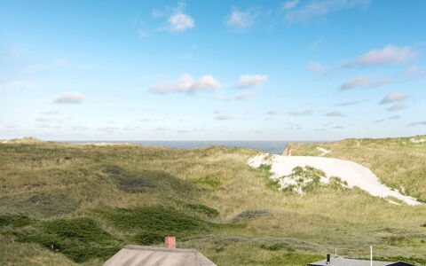 Aslaug - 500M from the Sea: Legna, Tetto, Architettura, Casa, Casa, Villetta, Raccordo, Latifoglie, Pendenza, Estate