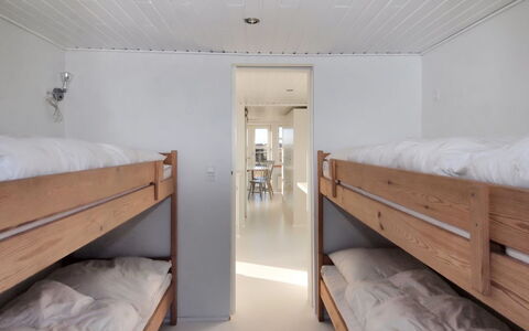 Swanja - from the Sea: Interior Design, Legna, Pavimentazione, Pavimento, Soffitto, Mobilia, Camera, Camera Da Letto, Letto, Color Legno