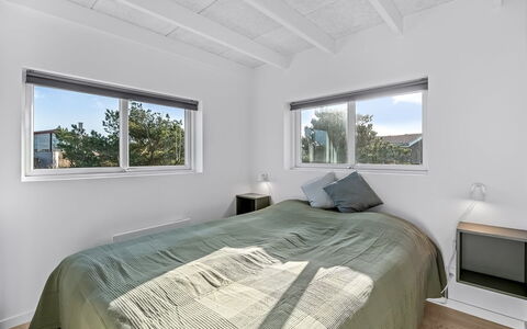 Niesina - from the Sea: Parete, Soffitto, Interior Design, Camera Da Letto, Pavimento, Pavimentazione, Casa, Letto, Camera, Bedding