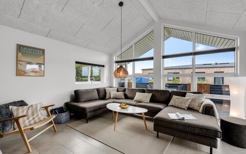 Niesina - from the Sea: Legna, Interior Design, Divano, Pavimentazione, Soffitto, Pavimento, Soggiorno, Mobilia, Camera