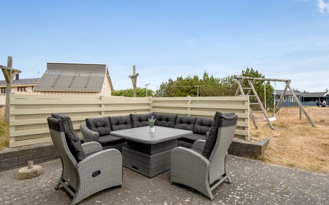 Drifa - 600M from the Sea: Tetto, Lotto, Villetta, Casa, Area Rurale, Capannone, Raccordo, Edifici Giardino, Log Cabin, Capanna
