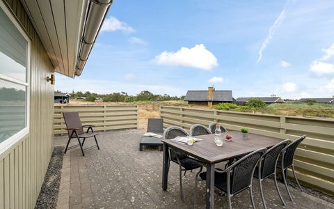Drifa - 600M from the Sea: Tetto, Lotto, Villetta, Casa, Area Rurale, Capannone, Raccordo, Edifici Giardino, Log Cabin, Capanna