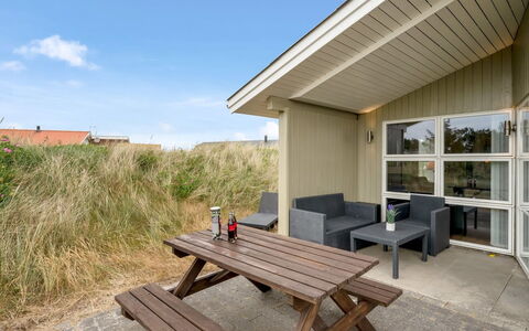 Drifa - 600M from the Sea: Tetto, Lotto, Villetta, Casa, Area Rurale, Capannone, Raccordo, Edifici Giardino, Log Cabin, Capanna