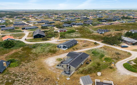 Drifa - 600M from the Sea: Tetto, Lotto, Villetta, Casa, Area Rurale, Capannone, Raccordo, Edifici Giardino, Log Cabin, Capanna