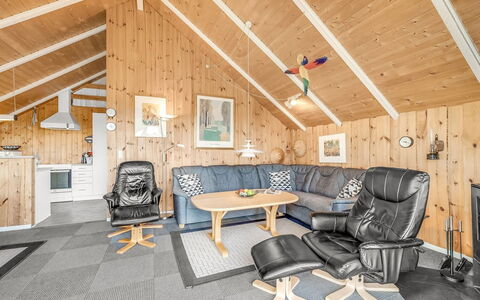 Sofie - 150M from the Sea: Legna, Soffitto, Casa, Casa, Villetta, Mobilia, Log Cabin, Camera, Soggiorno, Inverno