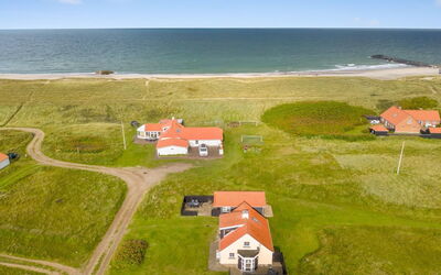 Dietlinde - 100M from the Sea
