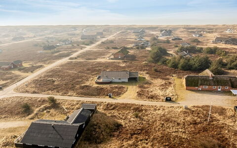 Withger - 300M from the Sea: Casa, Tetto, Casa, Villetta, Capannone, Edifici Giardino, Raccordo, Cortile, Log Cabin, Capanna