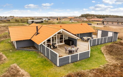 Doris - 150M from the Sea: Tetto, Lotto, Villetta, Casa, Area Rurale, Capannone, Raccordo, Edifici Giardino, Log Cabin, Capanna