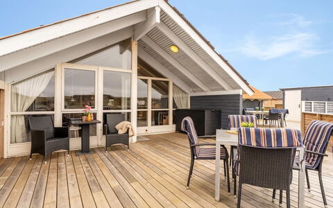 Doris - 150M from the Sea: Tetto, Lotto, Villetta, Casa, Area Rurale, Capannone, Raccordo, Edifici Giardino, Log Cabin, Capanna