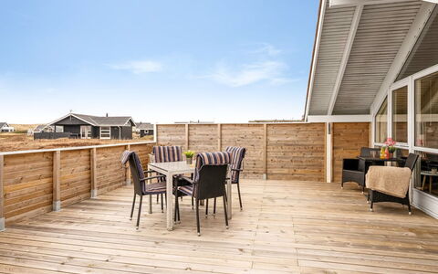 Doris - 150M from the Sea: Tetto, Lotto, Villetta, Casa, Area Rurale, Capannone, Raccordo, Edifici Giardino, Log Cabin, Capanna