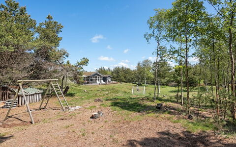 Ninna - 1Km from the Sea: Erba, Casa, Tetto, Casa, Villetta, Arbusto, Lotto, Area Rurale, Agriturismo, Groundcover