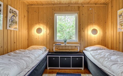 Hereth - 700M from the Sea: Legna, Camera Da Letto, Interior Design, Soffitto, Pavimentazione, Letto, Pavimento, Camera, Lenzuolo, Bedding