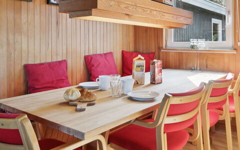 Frode - 400M from the Sea: Legna, Casa, Villetta, Casa, Tetto, Area Rurale, Raccordo, Log Cabin, Edifici Giardino, Latifoglie