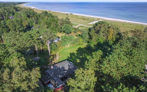 Borica - 100M from the Sea: Costruzione, Casa, Finestra, Casa, Tetto, Zona Residenziale, Arbusto, Villetta, Lotto