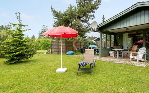 Odstanus - 575M from the Sea: Zona Residenziale, Tetto, Sobborgo, Driveway, Estate, Camino