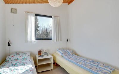 Odstanus - 575M from the Sea